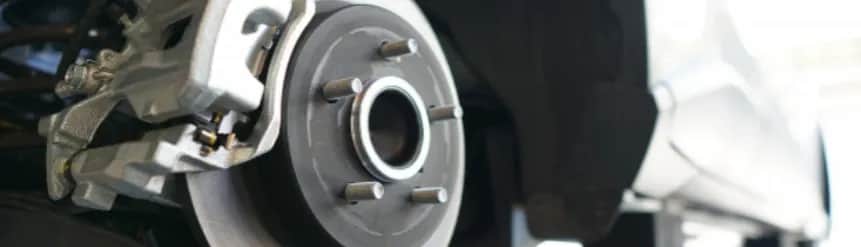 Disco de freno rayado: cómo identificar el problema y evitar accidentes
